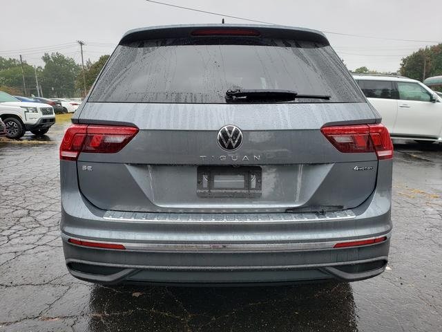 2022 Volkswagen Tiguan SE photo 4