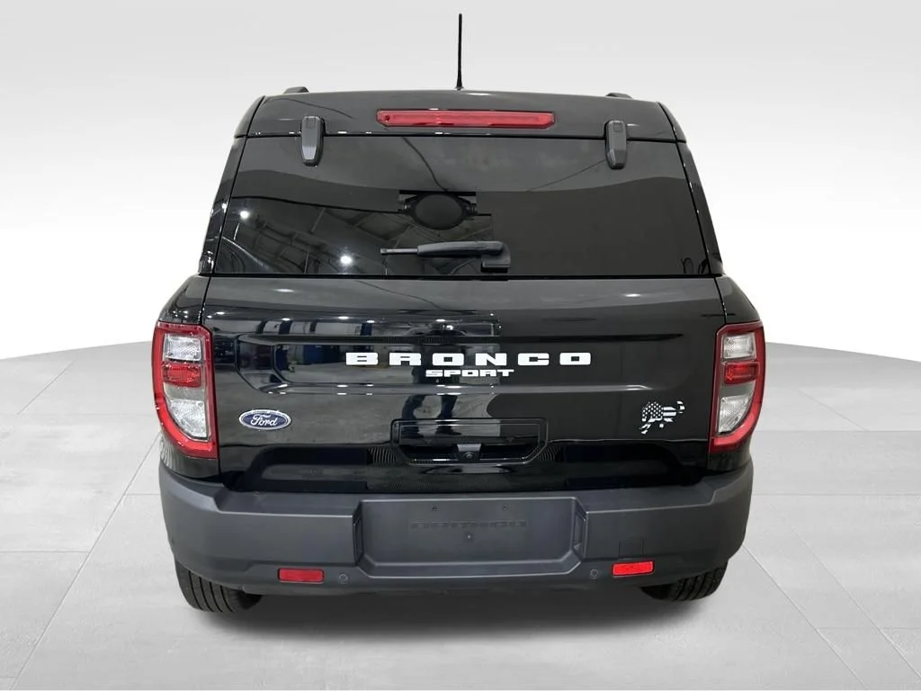 Used 2023 Black Ford Outer Banks image 4