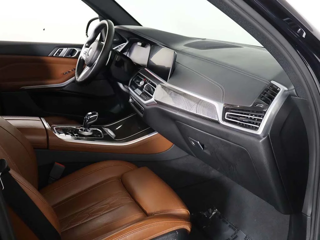 Used 2022 Black BMW M50i image 29