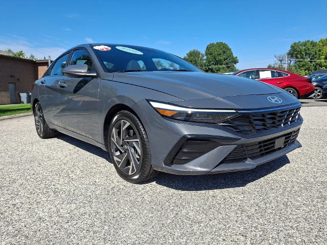 2025 Hyundai Elantra Hybrid Limited