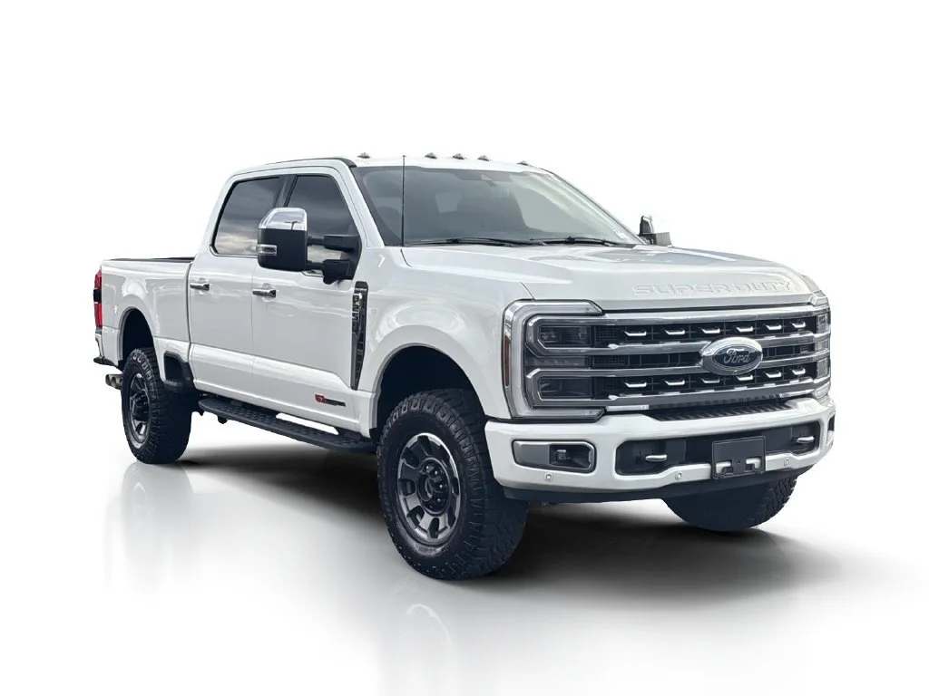 Used 2024 Star White Metall Ford XL image 3