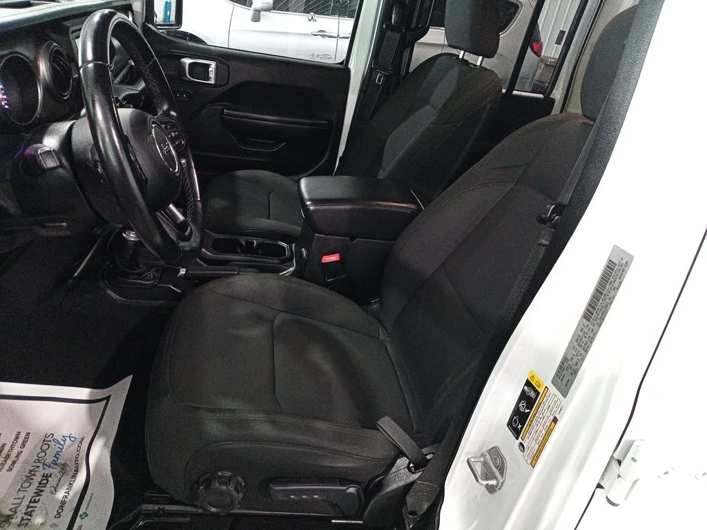 Used 2020 White Jeep Unlimited Sport S image 15