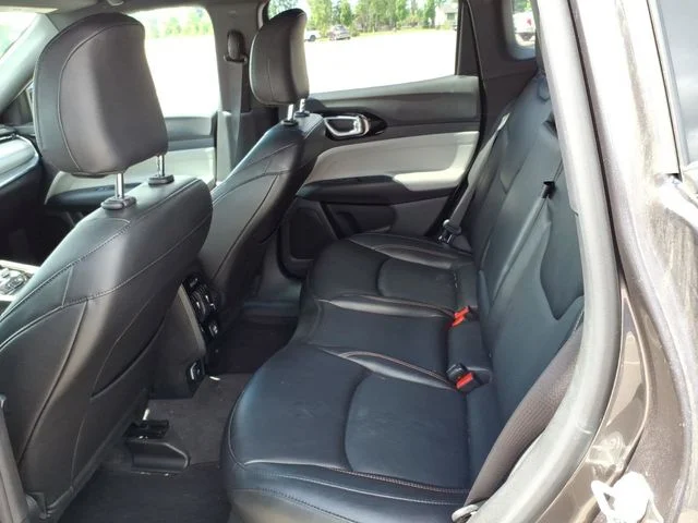 Used 2023 Gray Jeep Limited image 6