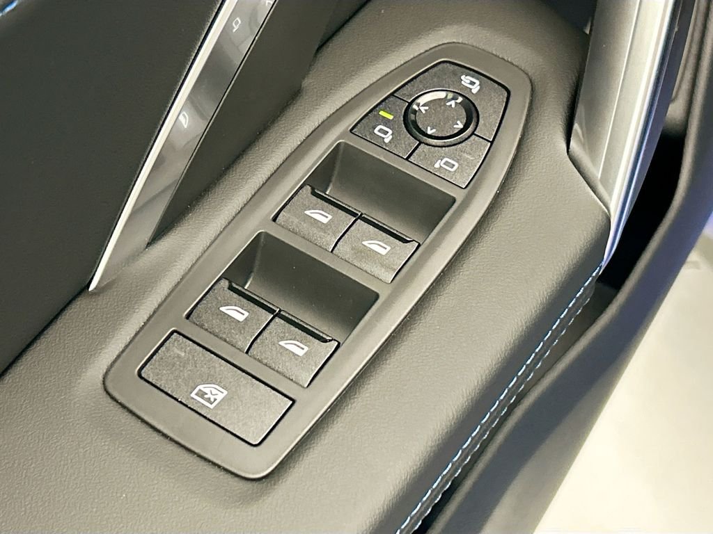 New 2026 Blue Metallic BMW xDrive28i image 22