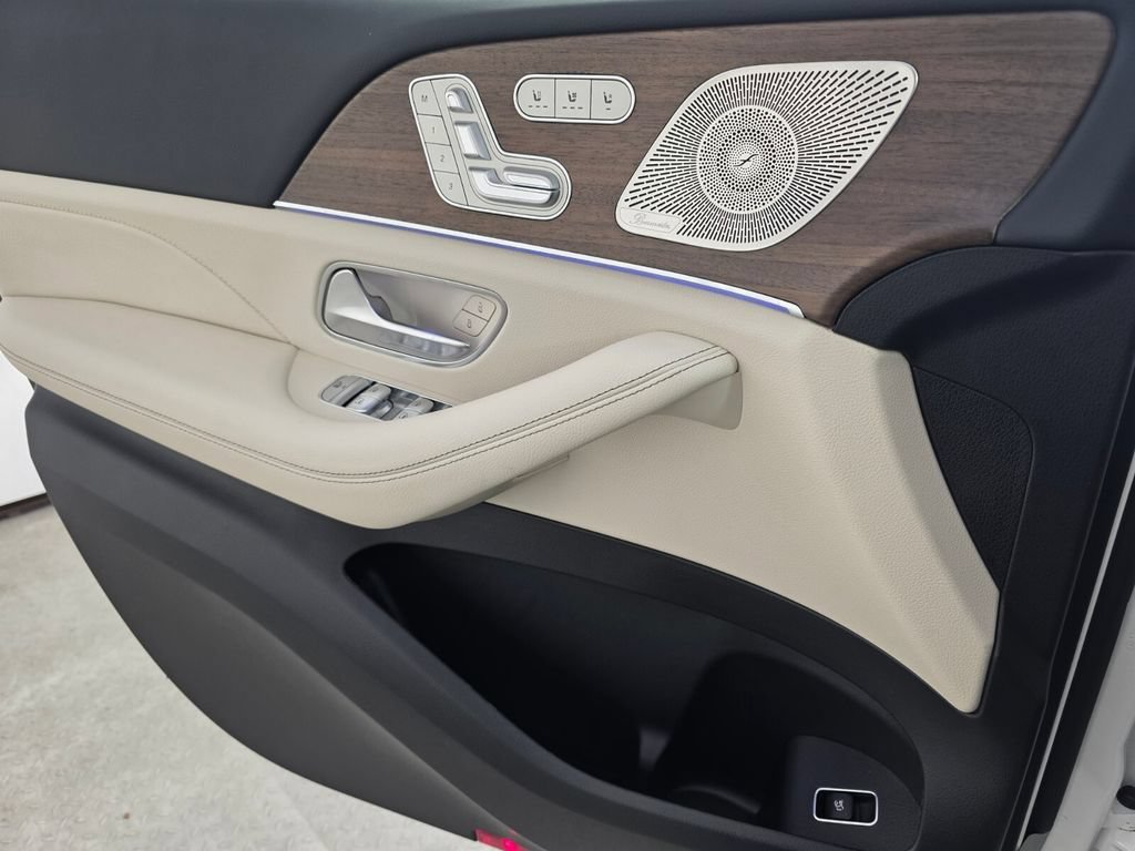 New 2026 Polar White Mercedes-Benz GLE 450 image 32