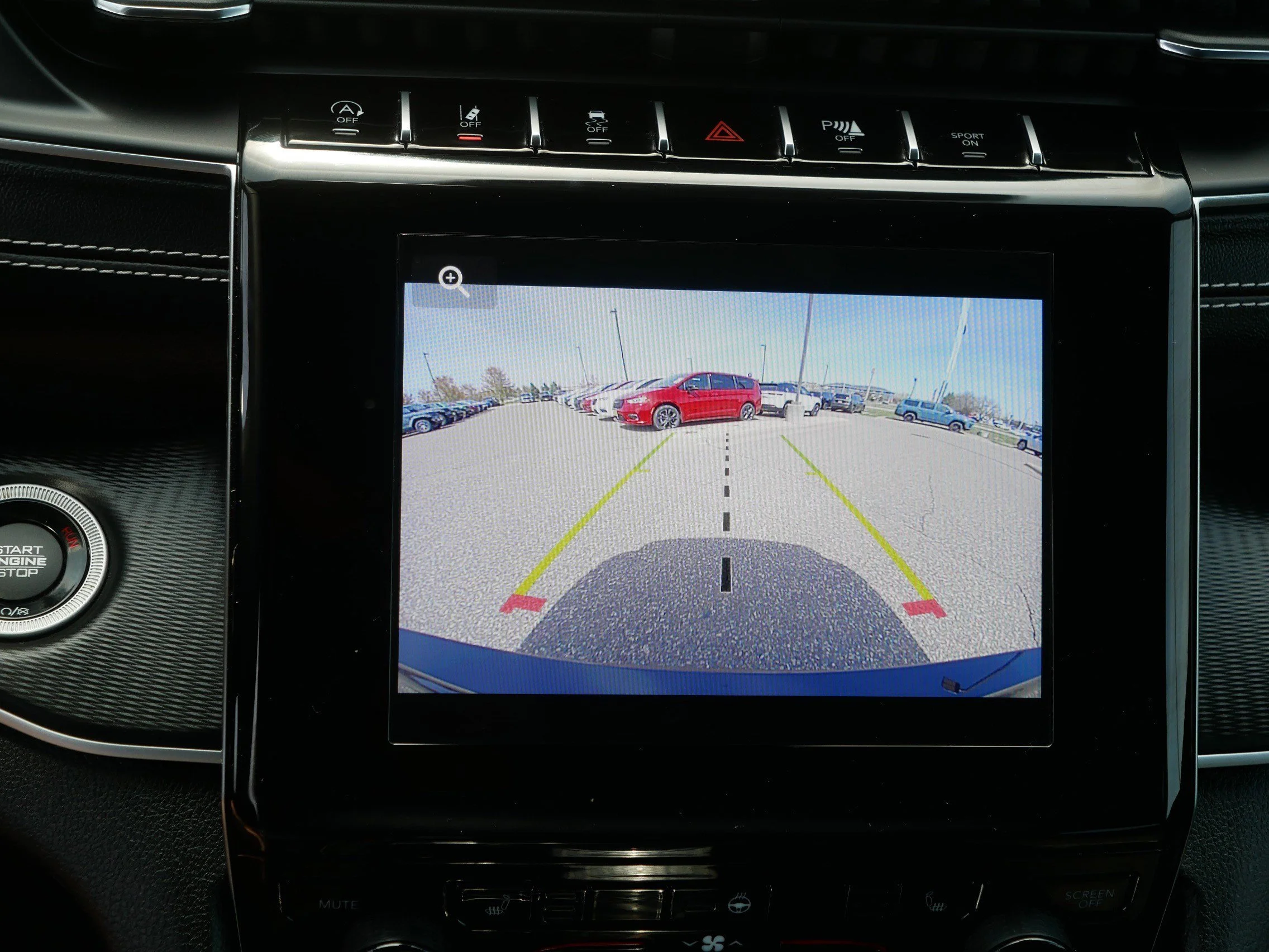 Used 2024 Diamond Black Crystal Pearlcoat Jeep Altitude X image 27