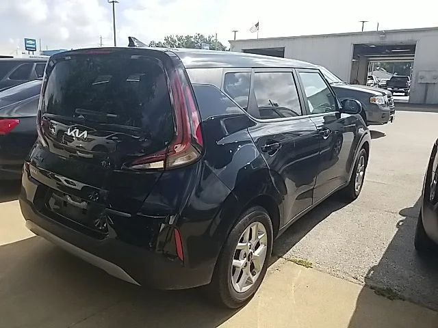 Used 2025 Black Kia LX image 25