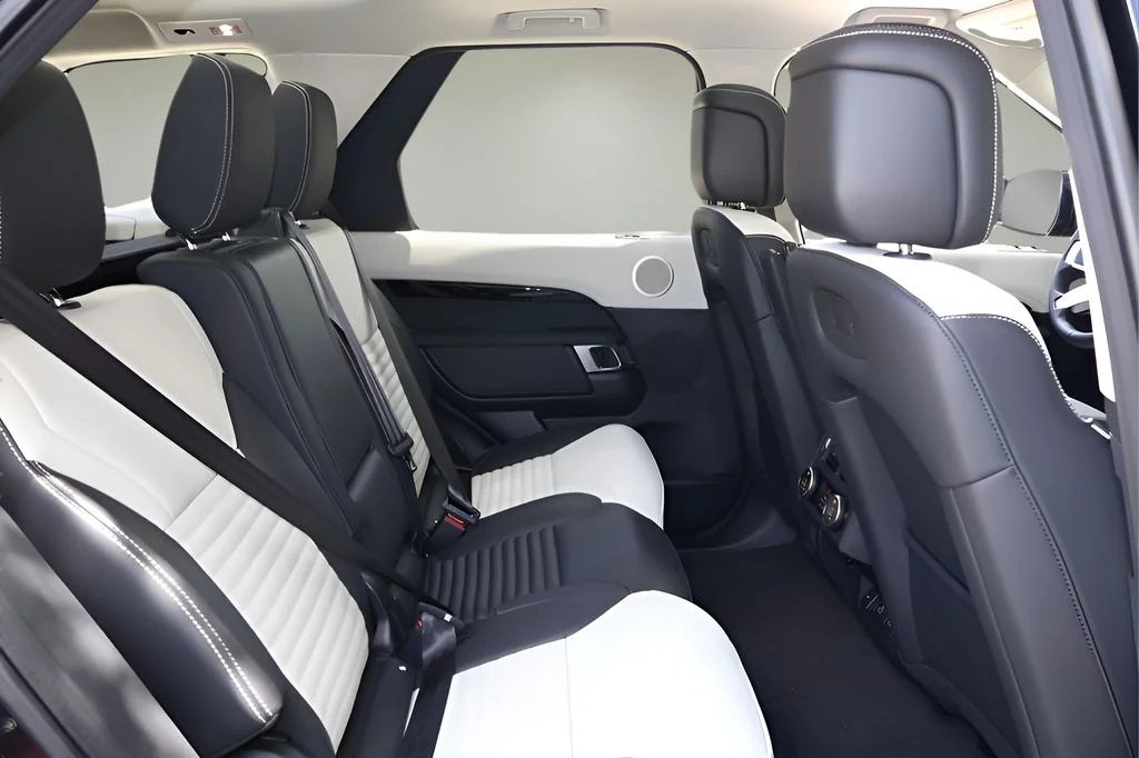 2025 Land Rover Discovery S - Photo 14