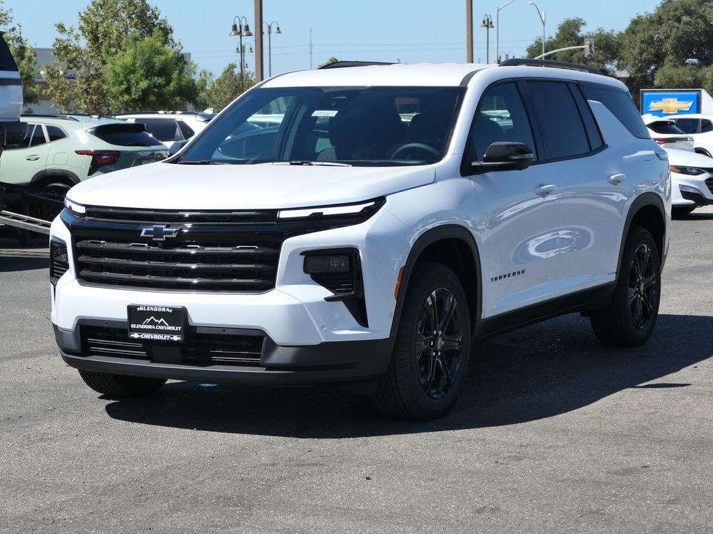 2027 Chevrolet Traverse LT - Photo 7