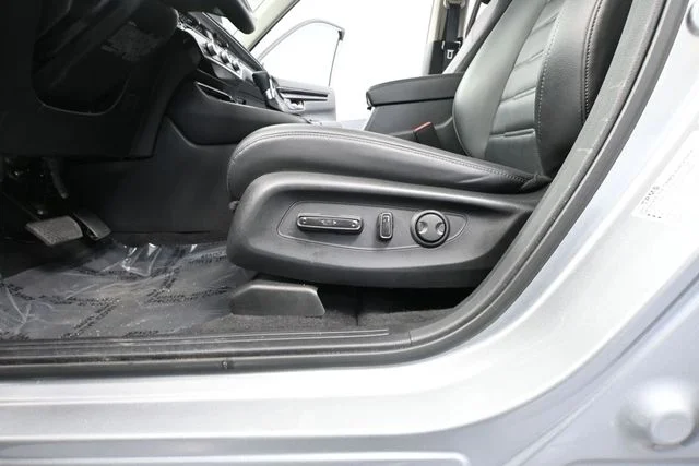 Used 2025 Gray Honda EX-L image 19