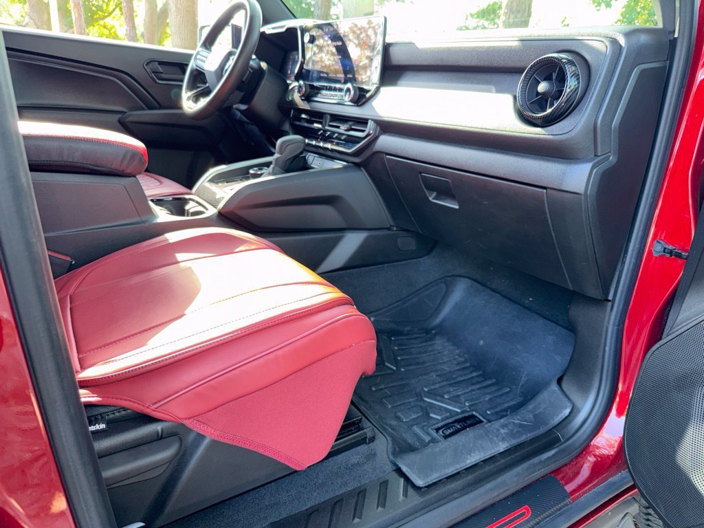 Used 2023 Radiant Red Tintcoat Chevrolet Trail Boss image 24