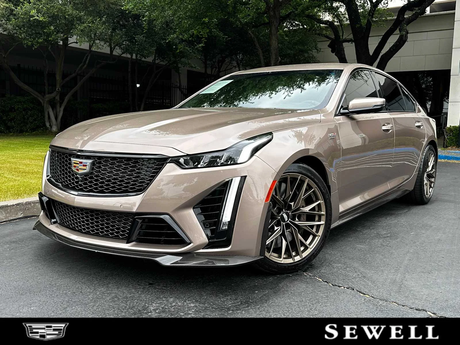 2024 Cadillac CT5 V-Series Blackwing's photo