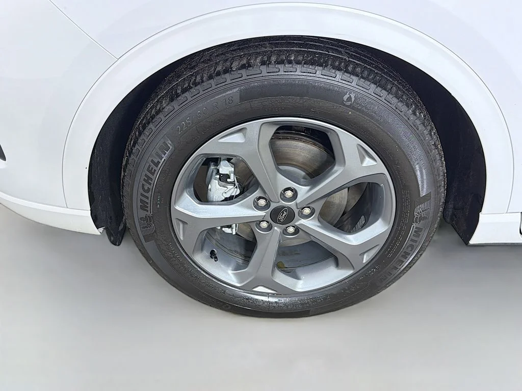Certified Used 2023 Oxford White Ford ST-Line image 17
