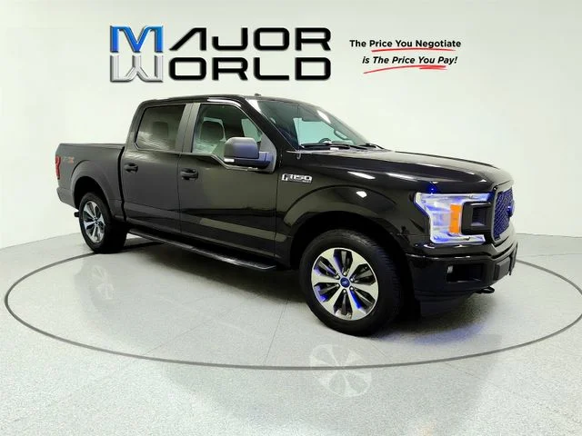 Used 2019 Black Ford XL image 8