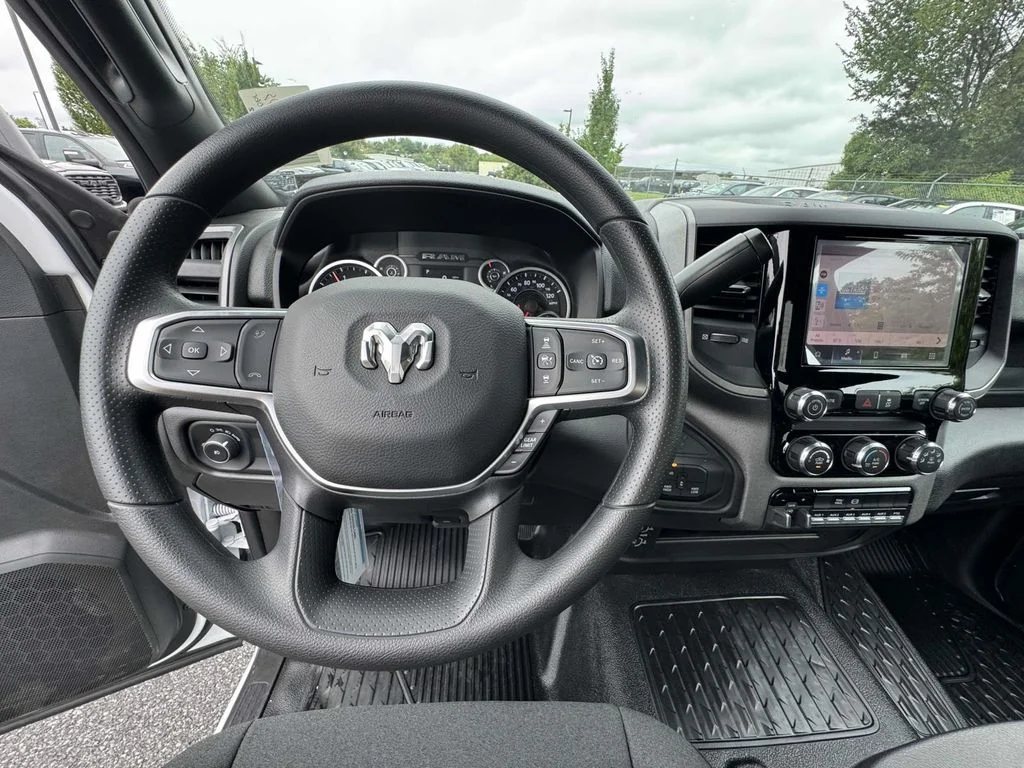 2025 RAM 3500 Chassis Tradesman - Photo 15