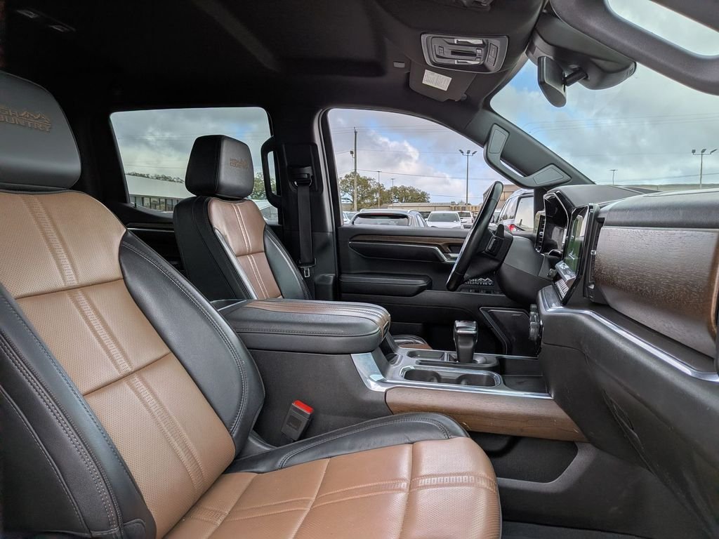 Used 2024 Beige Chevrolet High Country image 24