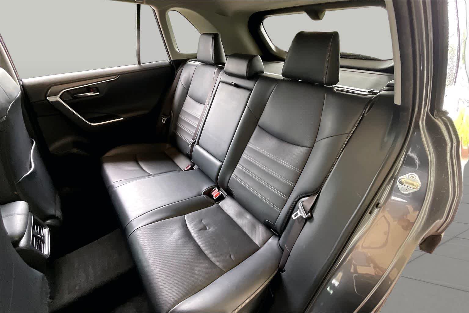 Used 2020 Magnetic Gray Metallic Toyota Hybrid Limited image 19