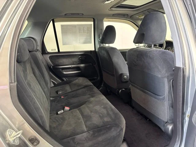 Used 2005  Honda EX image 5