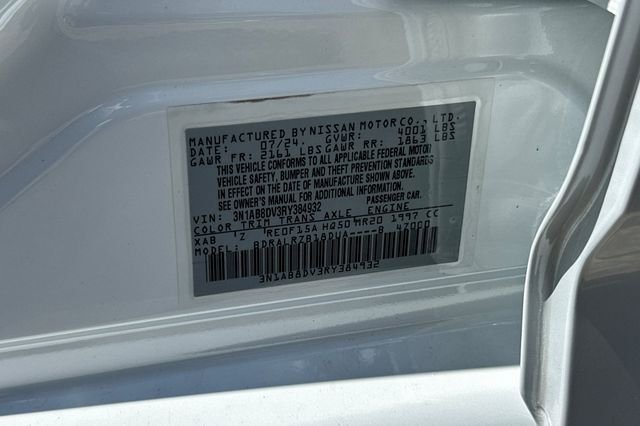 Used 2024 White Nissan SR image 26