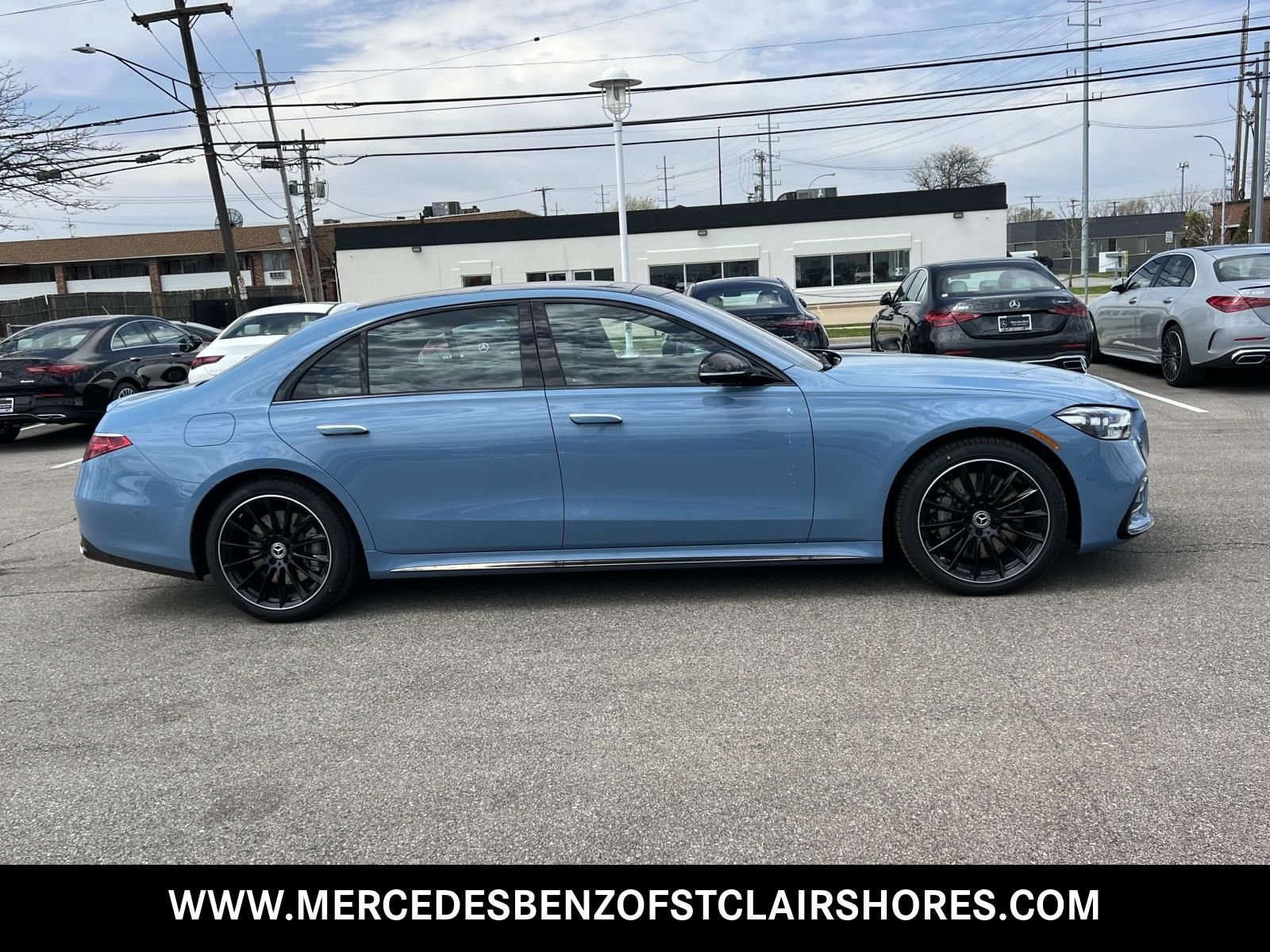 New 2026 MANUFAKTUR China Blue Mercedes-Benz S 580 image 7