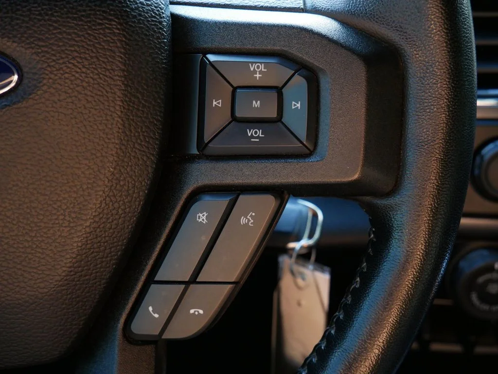 Used 2018  Ford XLT image 19