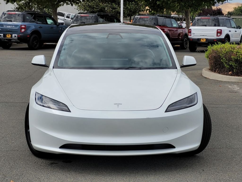 Used 2025 Tesla Model 3 Long Range with VIN 5YJ3E1EA5SF061130 for sale in Pittsburg, CA