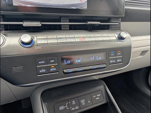 2024 Hyundai Kona SEL - Photo 16