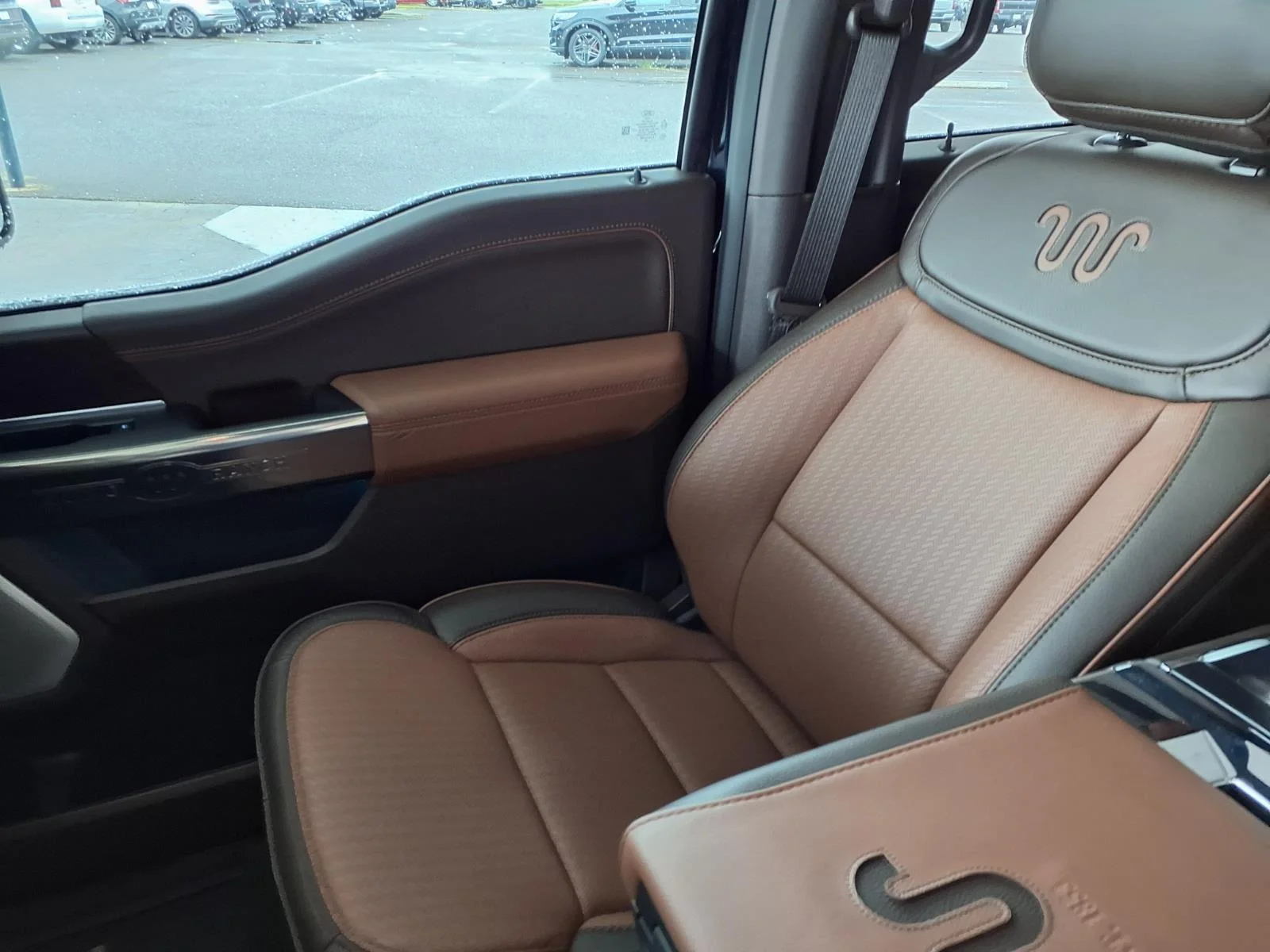 Used 2026 Antimatter Blue Metallic Ford King Ranch image 22