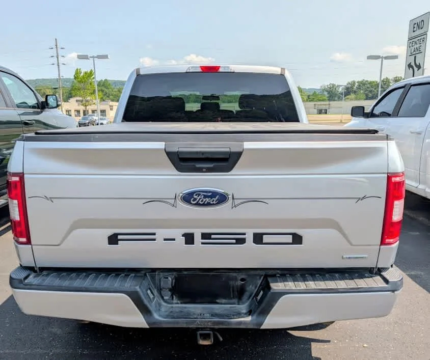 Used 2018 Ingot Silver Metallic Ford XL image 5