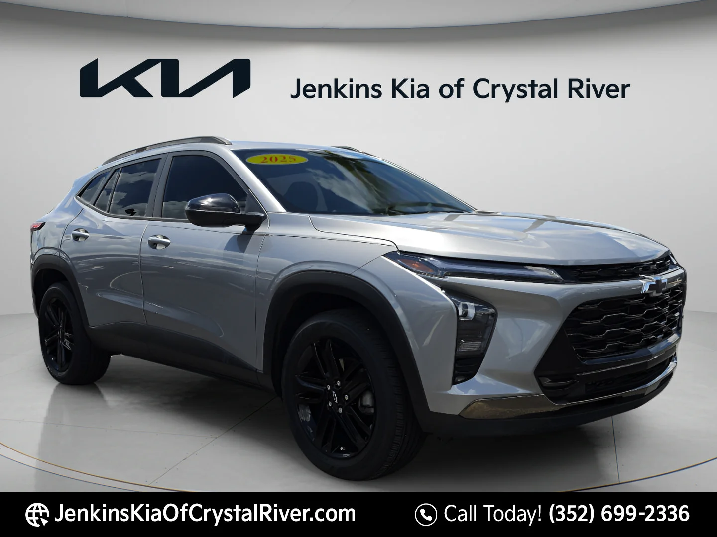 Used 2025 Sterling Gray Metallic Chevrolet ACTIV image 1