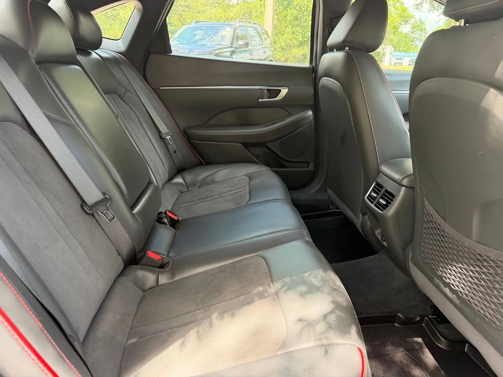 Used 2022 Shimmering Silver Hyundai SEL Plus image 7