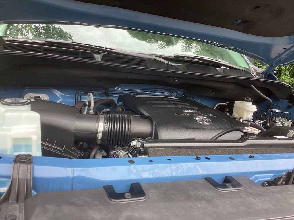 Used 2019 Blue Toyota SR5 image 23