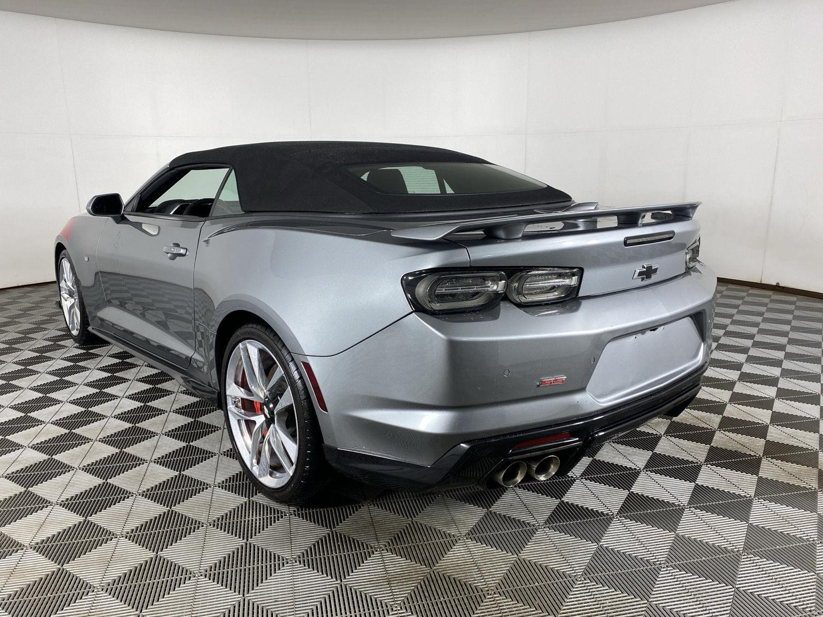 Used 2023 Sharkskin Metallic Chevrolet 2SS image 5