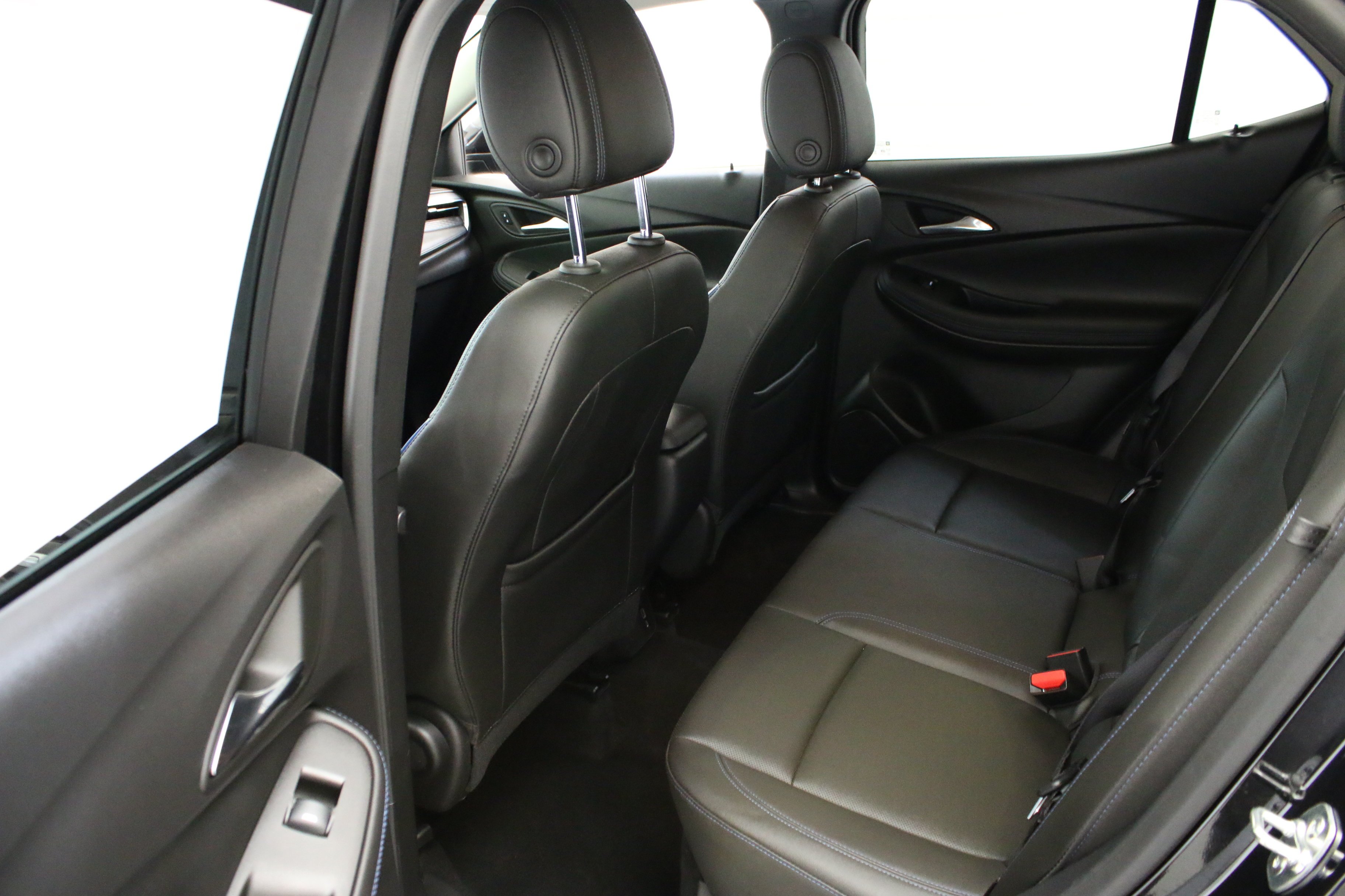 Used 2025 Ebony Twilight Metallic Buick Sport Touring image 24