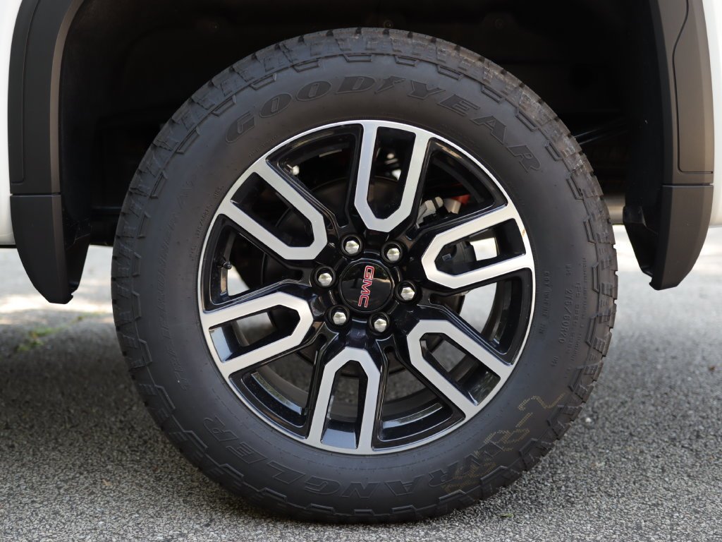 2026 GMC Sierra 1500 AT4 - Photo 43