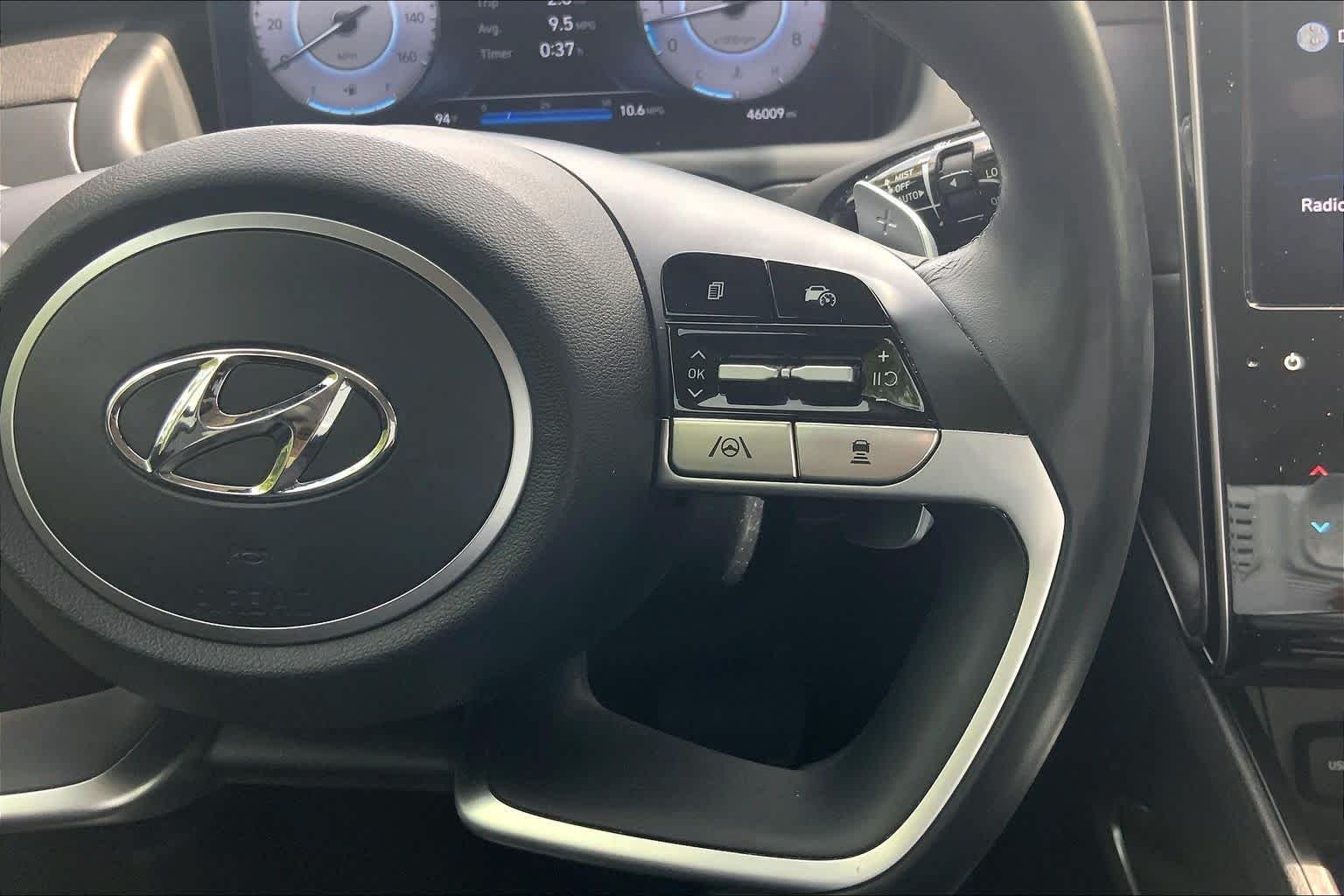 Certified Used 2022 Quartz White Hyundai Limited image 25