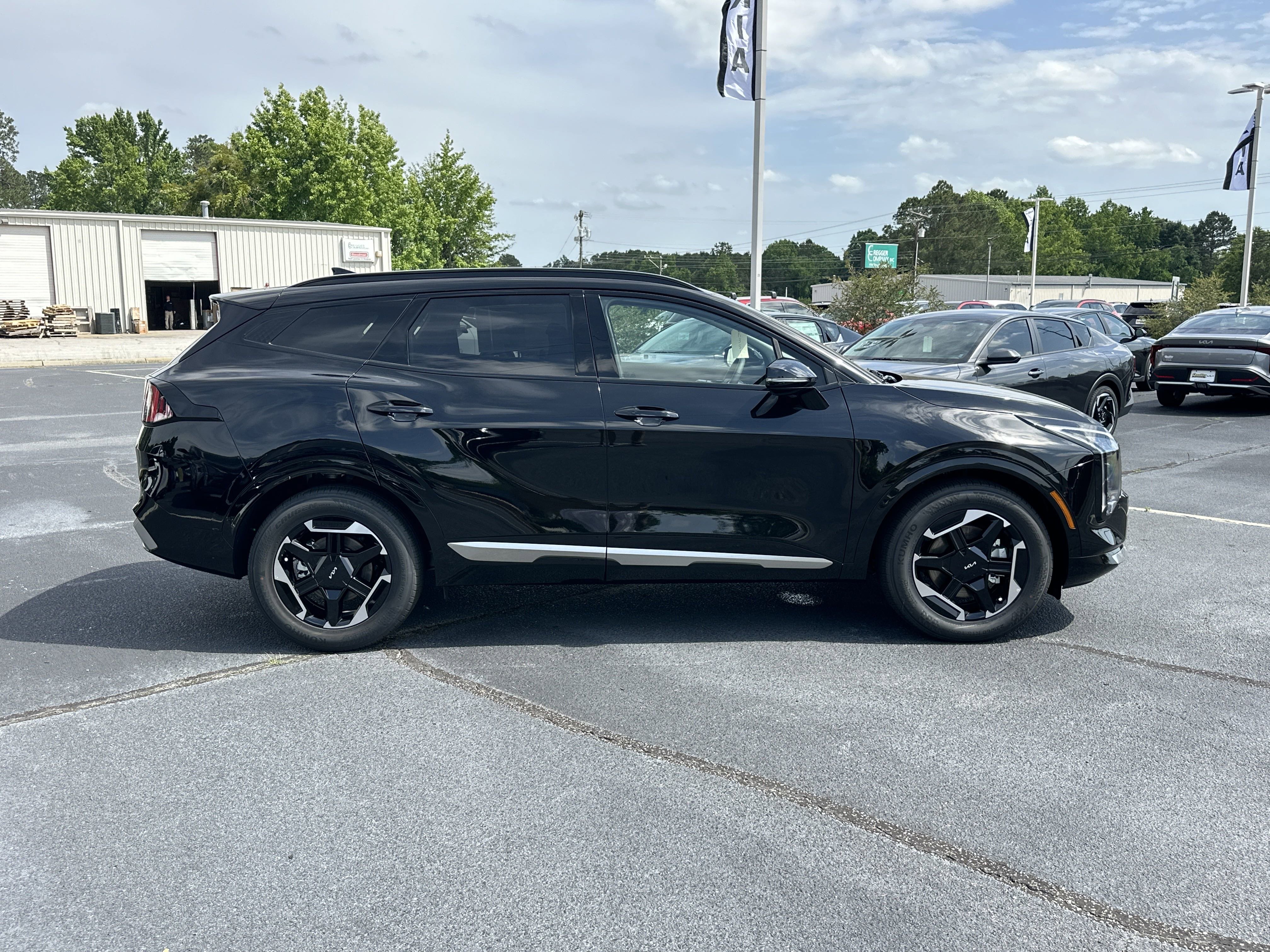 2026 Kia Sportage SX - Photo 9