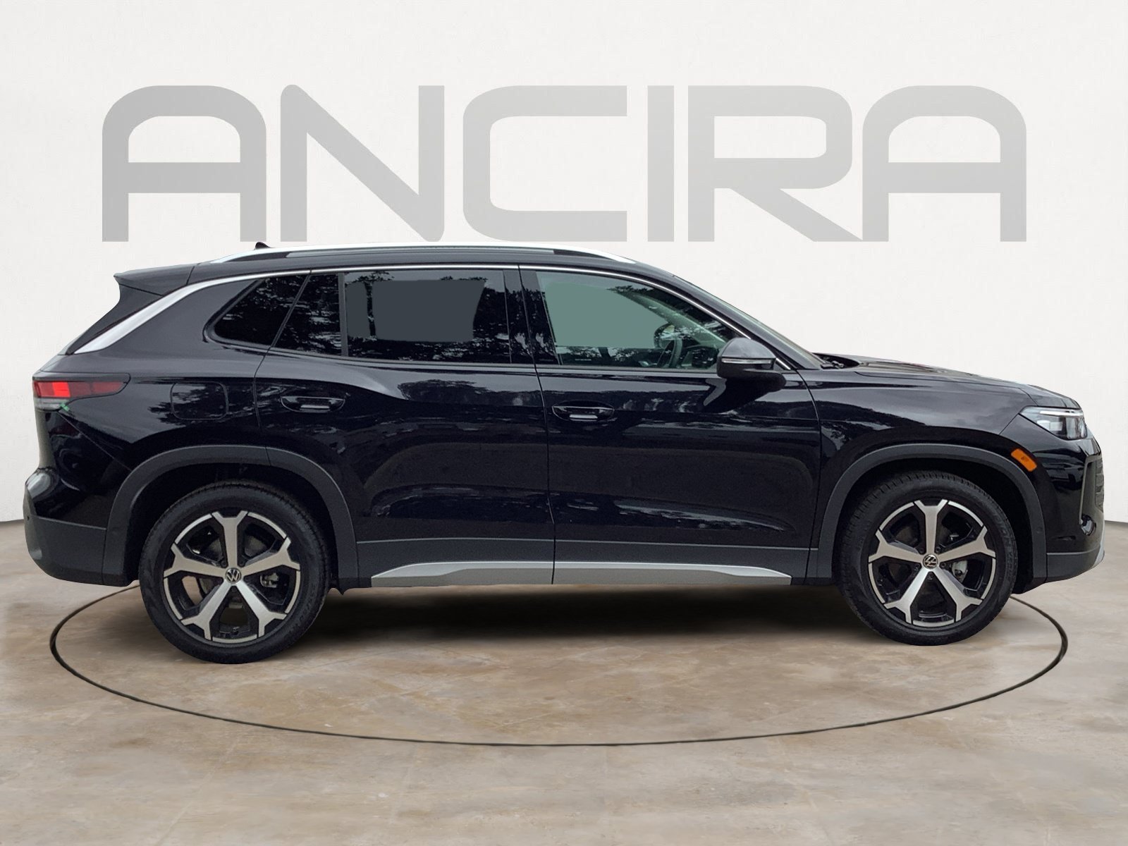 New 2026 Deep Black Pearl Volkswagen SE image 9