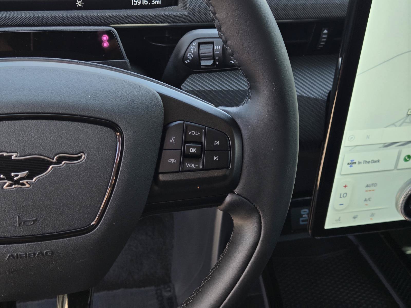 Used 2024 Glacier Gray Metallic TriCoat Ford Select image 24