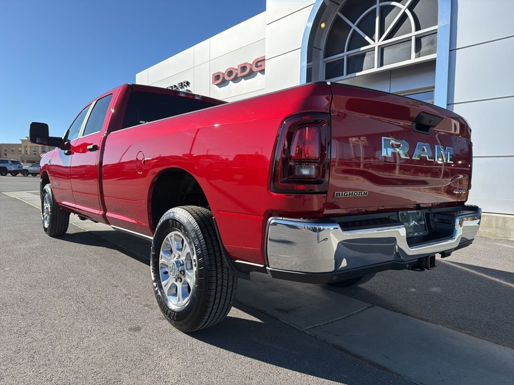New 2026 Molten Red Pearl-Coat Exterior Paint RAM Big Horn image 4