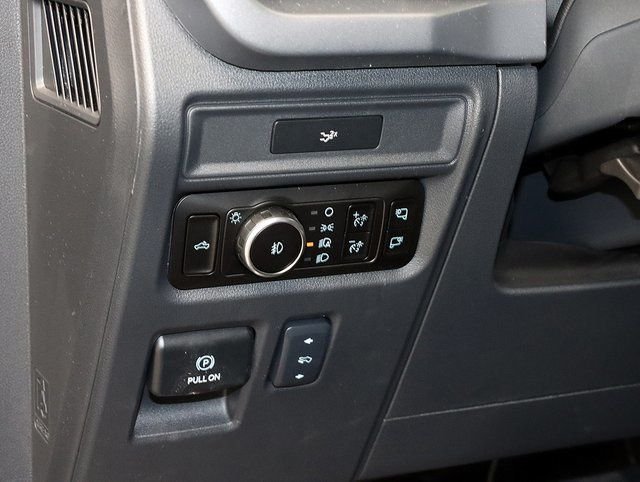 New 2026 Agate Black Metallic Ford XLT image 32
