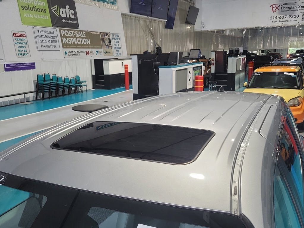 Used 2023 Silver Toyota XLE image 10