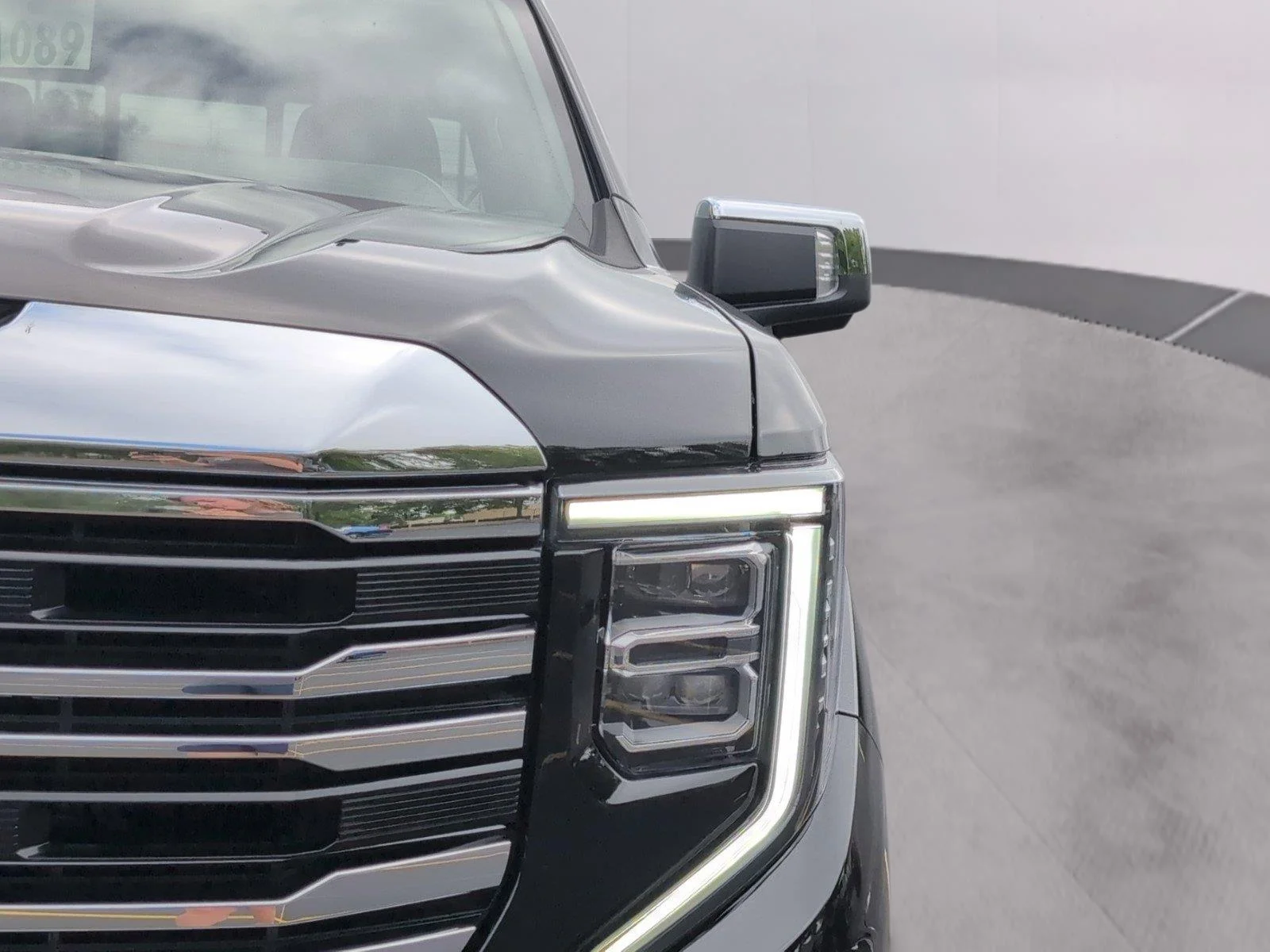 New 2026 Onyx Black GMC SLT image 33