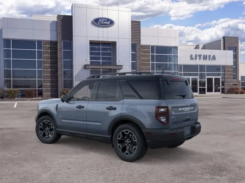 New 2026 Azure Gray Metallic Tri-Coat Ford Outer Banks® image 4