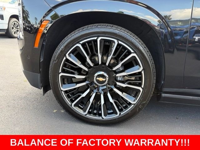 Used 2025 Black Chevrolet High Country image 9