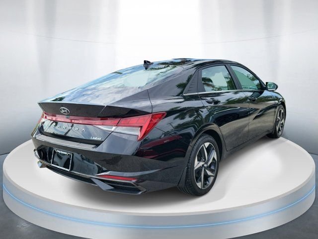 Certified Used 2023 Black Hyundai Limited image 4