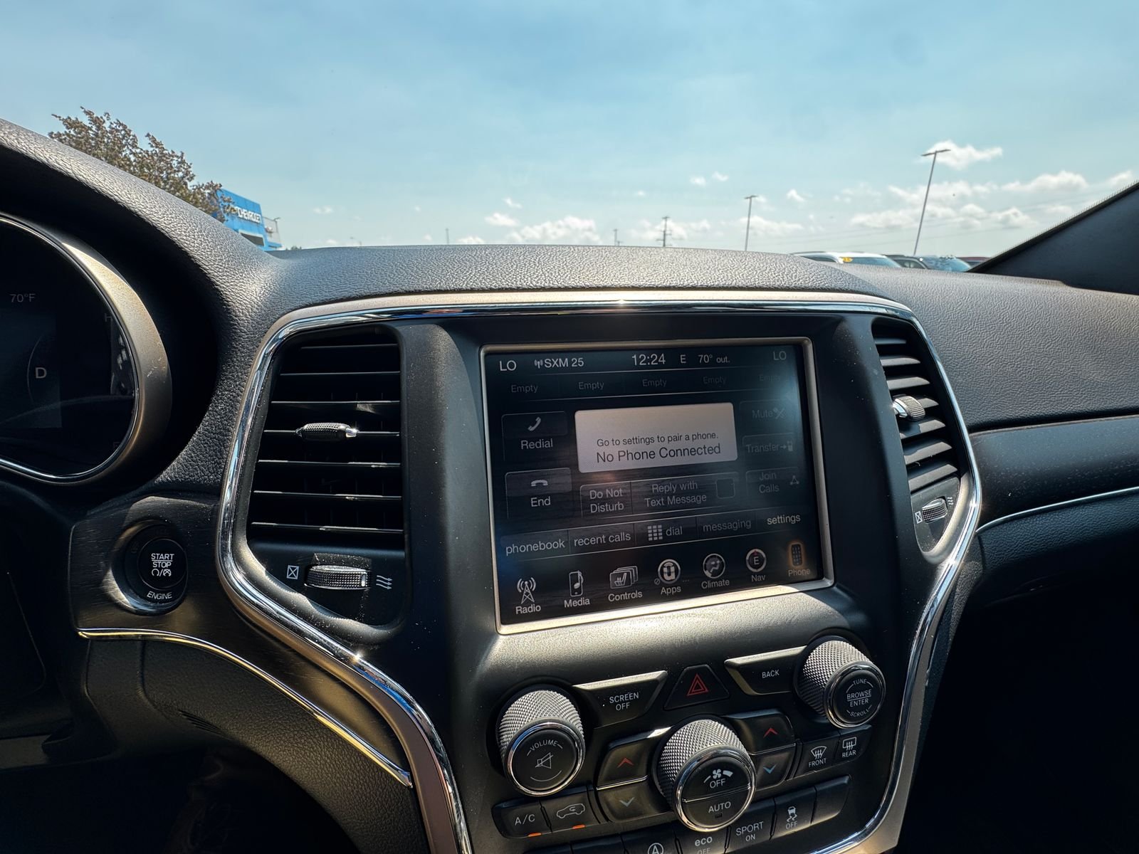 Used 2016 Steel Metallic JEEP Limited image 22