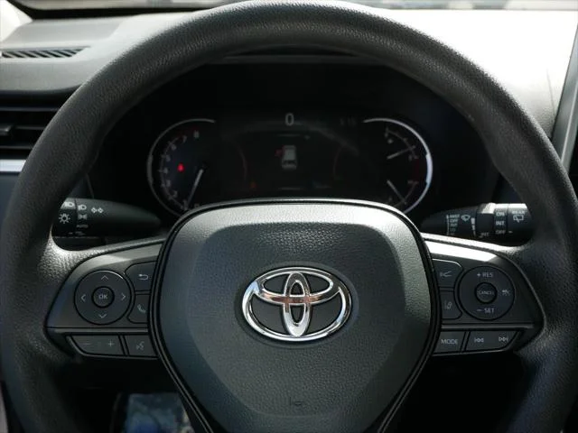 Certified Used 2025 SILVER SKY METALLIC Toyota  image 26
