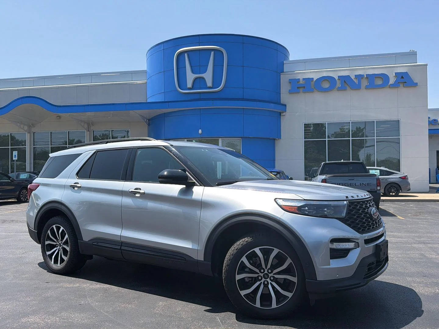 Used 2021 Iconic Silver Ford ST image 13