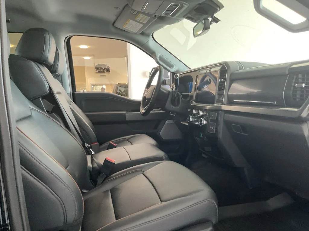 2026 Ford F-350 Super Duty Lariat - Photo 18